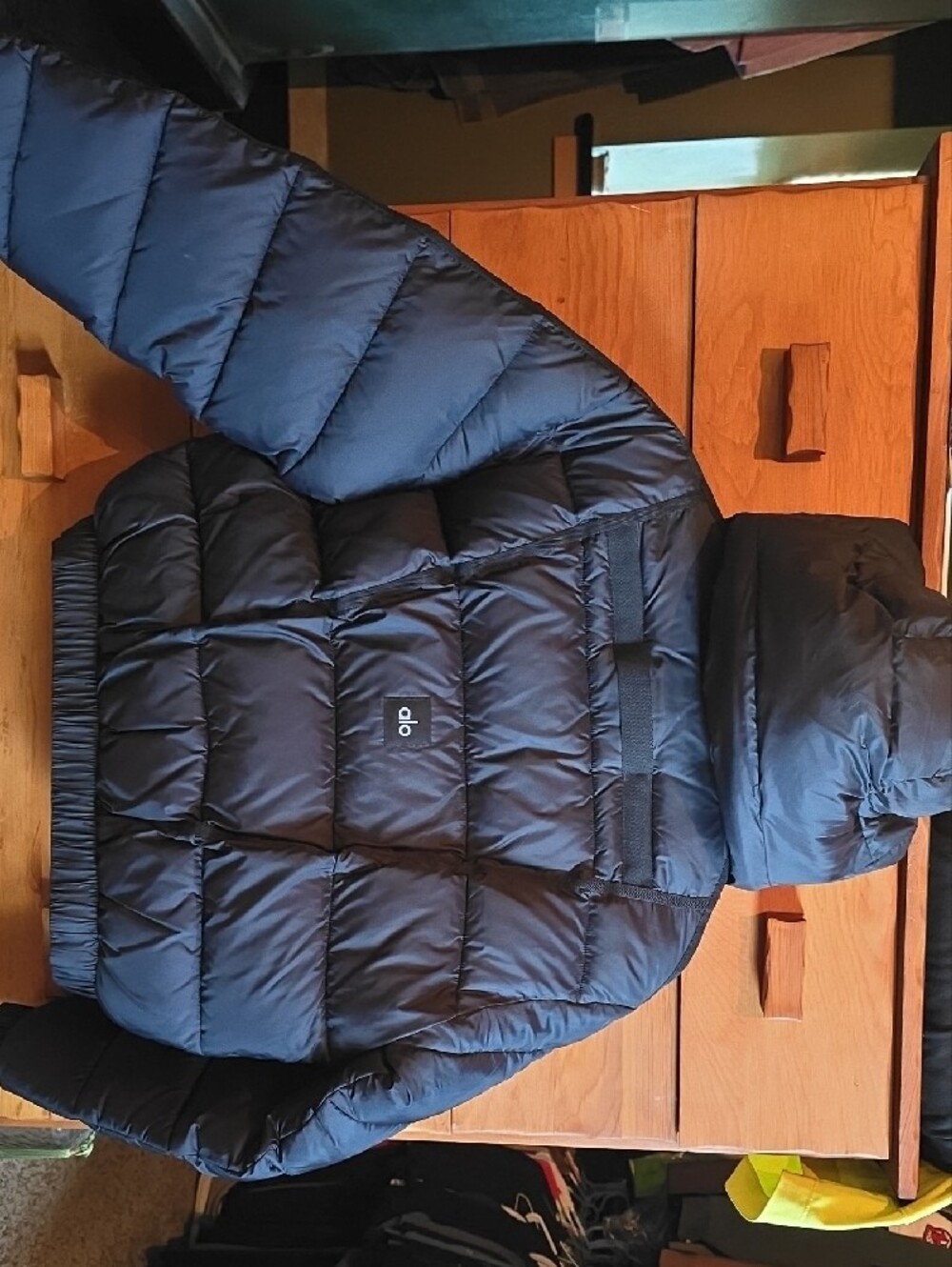 Alo Aspen Love Puffer Jacket, Black, Small NWOT - Picture 6 of 6